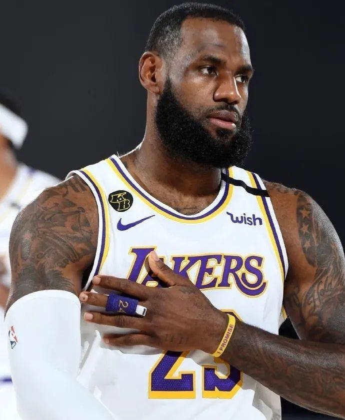 赛前锋在 赛前锋在